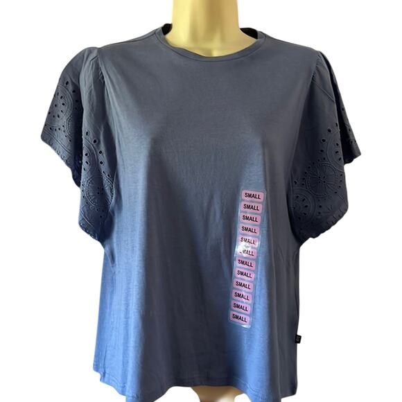 GAP Blue Eyelet Sleeve Knit Top Woman Size Small Short Sleeves Casual Pullover - Picture 1 of 10